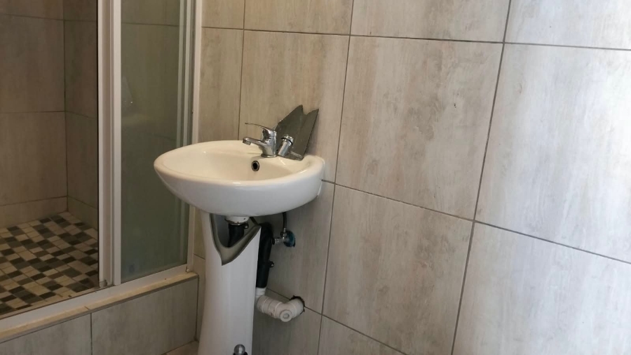 16 Bedroom Property for Sale in Universitas Free State